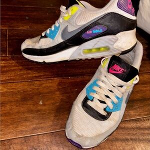 Nike Air Max unisex adult Shoes